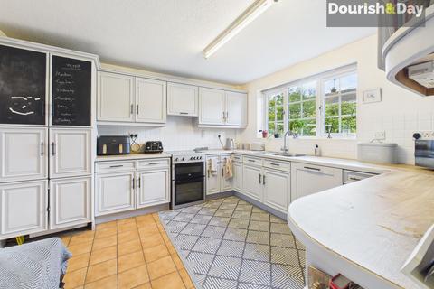 5 bedroom detached house for sale, Whites Meadow, Stafford ST18