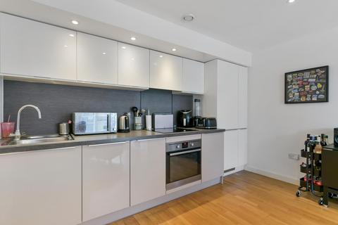 1 bedroom flat for sale, Rose Court, Brentford