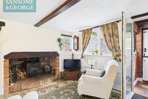 3 bedroom detached house for sale, Aldermaston Road, Pamber Green, Tadley, Hampshire, RG26