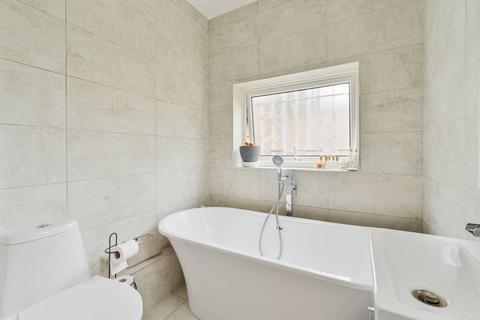undefined, Heaton Road, Tooting, Mitcham, CR4