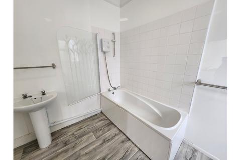 2 bedroom house share to rent, 2 The Esplanade, Burnham on Sea, TA8