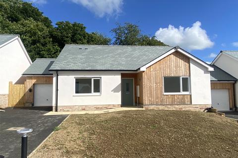 3 bedroom bungalow for sale, Dunheved Road, Launceston, Cornwall, PL15