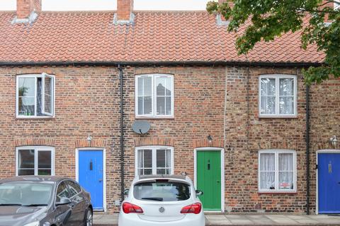 2 bedroom terraced house for sale, Millgate, Selby YO8