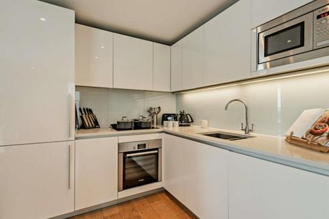 3 bedroom flat to rent, 4B Merchant Square, London W2