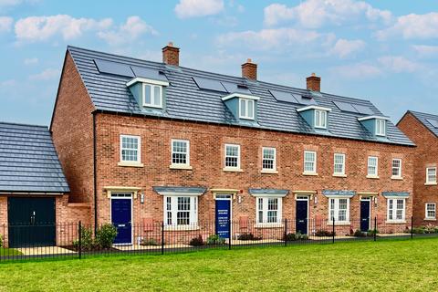 3 bedroom terraced house for sale, Kennett at DWH at Great Denham Park Saxon Way, Bedford MK40