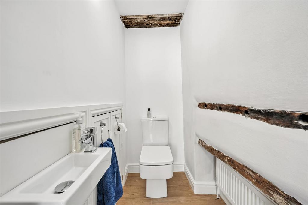 Ground floor WC.jpg