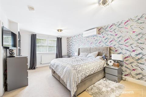Maclaren House Birch Lane, Mortimer Common, Reading, RG7 3UB