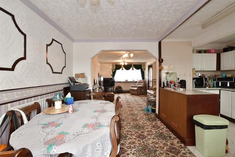 3 bedroom terraced house for sale, Woolmer Green, Lee Chapel North, Essex