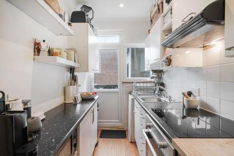 32a Aldis Street, London, SW17 0RZ