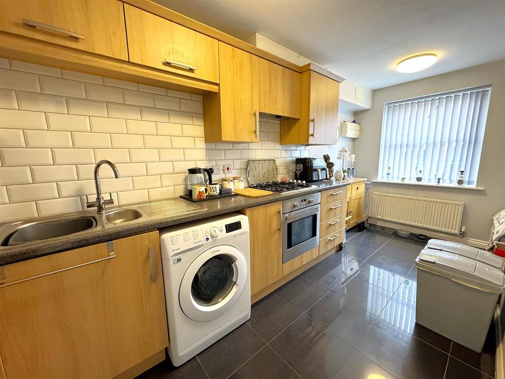 Thumbnail image0 (6).jpg