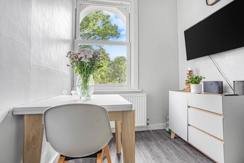undefined, Leacroft, Staines-upon-Thames, TW18