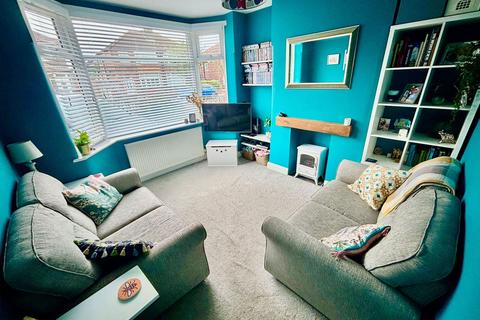 3 bedroom semi-detached house for sale, Keswick Road, Stockport SK4