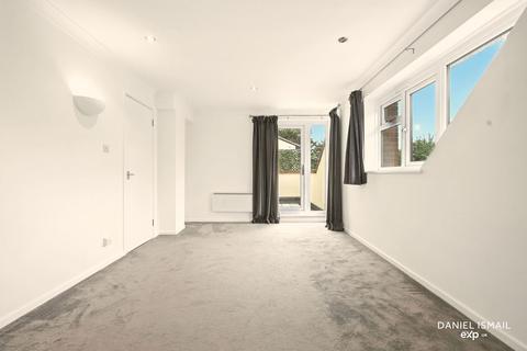 undefined, Courtney Park Road, Basildon SS16
