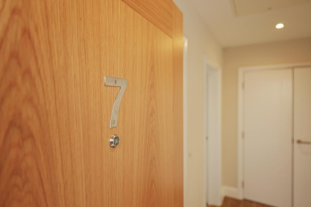 1-Cobham Rd-Apt-7-Kitchen-7709.jpg