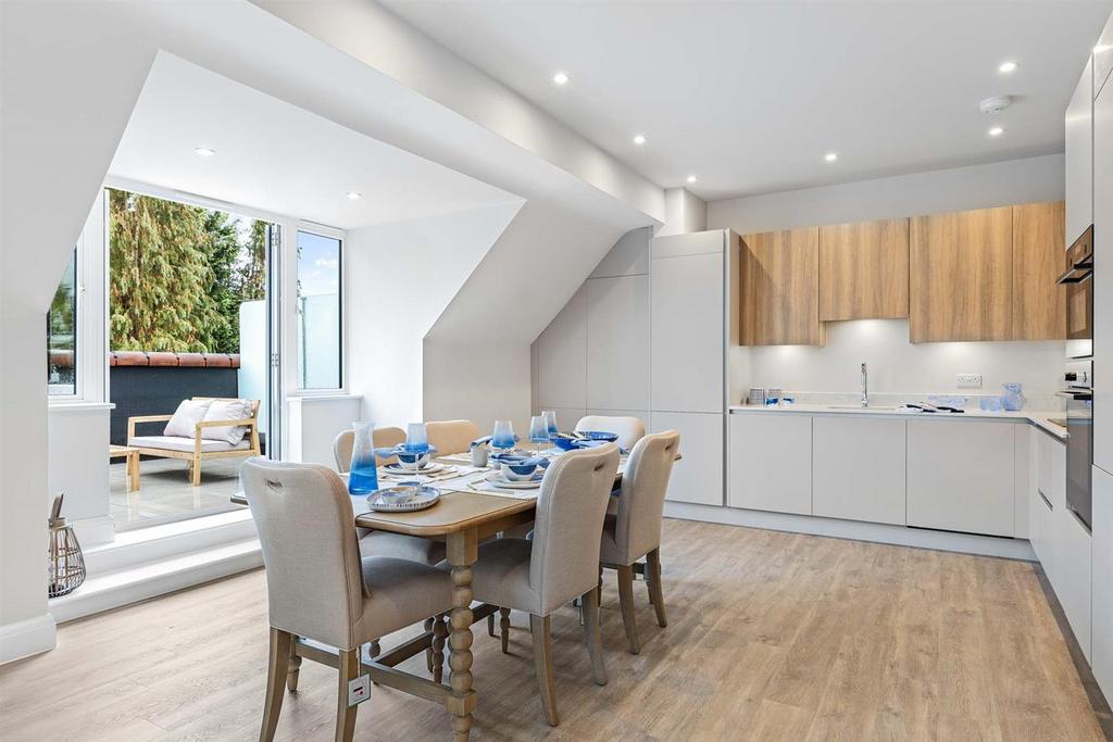 7 Mc Laren Court, 1 Cobham Road, KT22  9 AU-49.jpg
