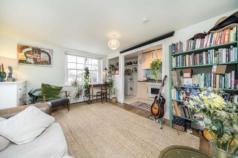 1 bedroom flat for sale, Peckham Hill Street, London SE15