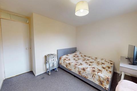 89 Beaumont Drive, Northampton, NN3 8PS