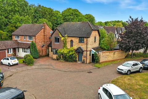 undefined, Knights Close, Bishop's Stortford, Hertfordshire, CM23