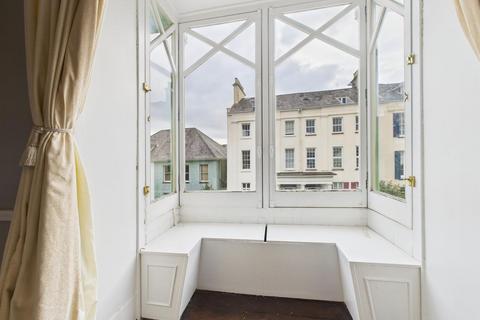 3 bedroom flat for sale, Very Spacious 3 Bed Duplex Apartment
