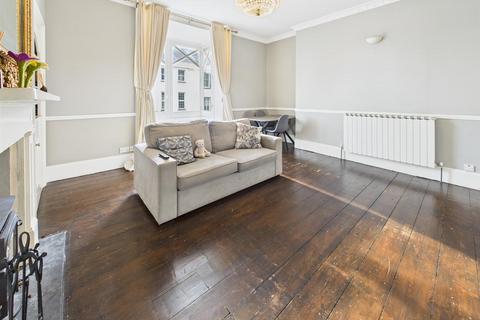 3 bedroom flat for sale, Very Spacious 3 Bed Duplex Apartment