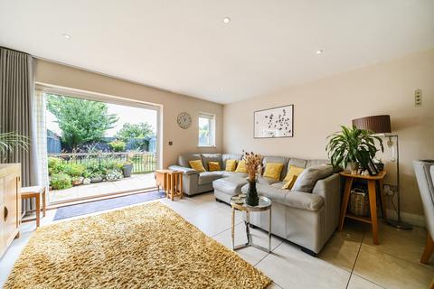 3 bedroom semi-detached house for sale, South Street,  Farnborough, GU14