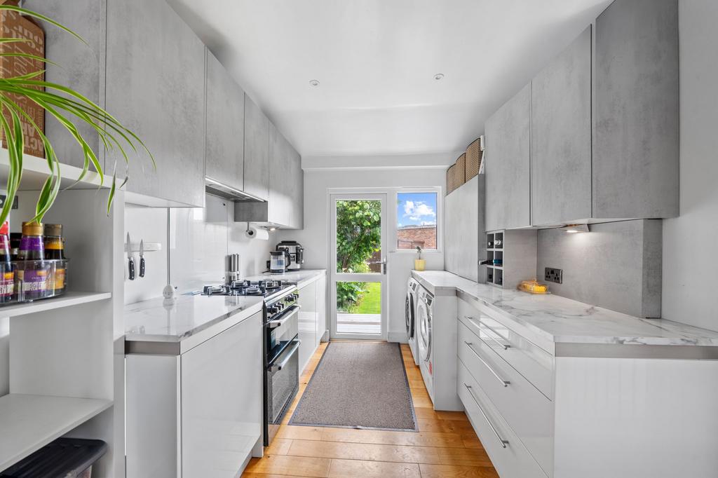 Jasmin Road, Epsom