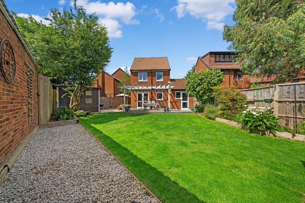 Jasmin Road, Epsom