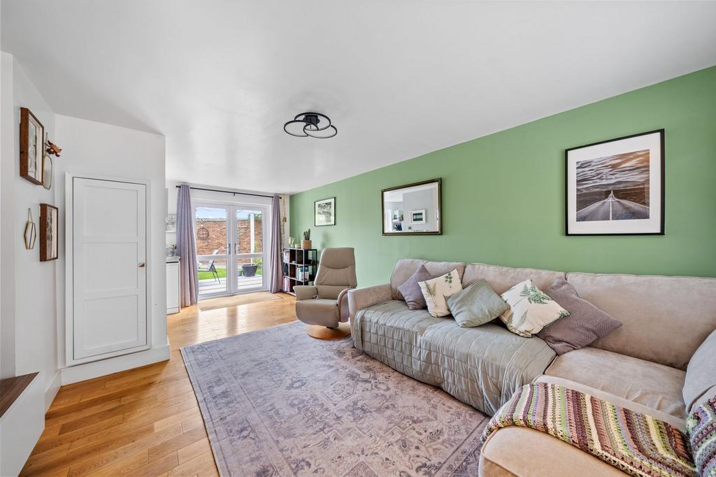 Jasmin Road, Epsom