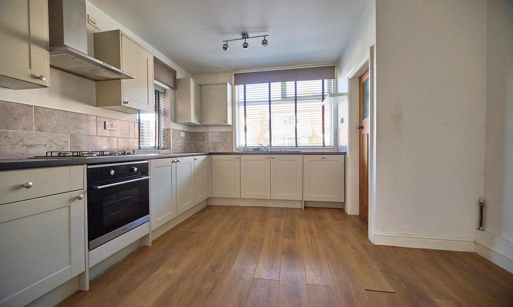 Dining/kitchen to front