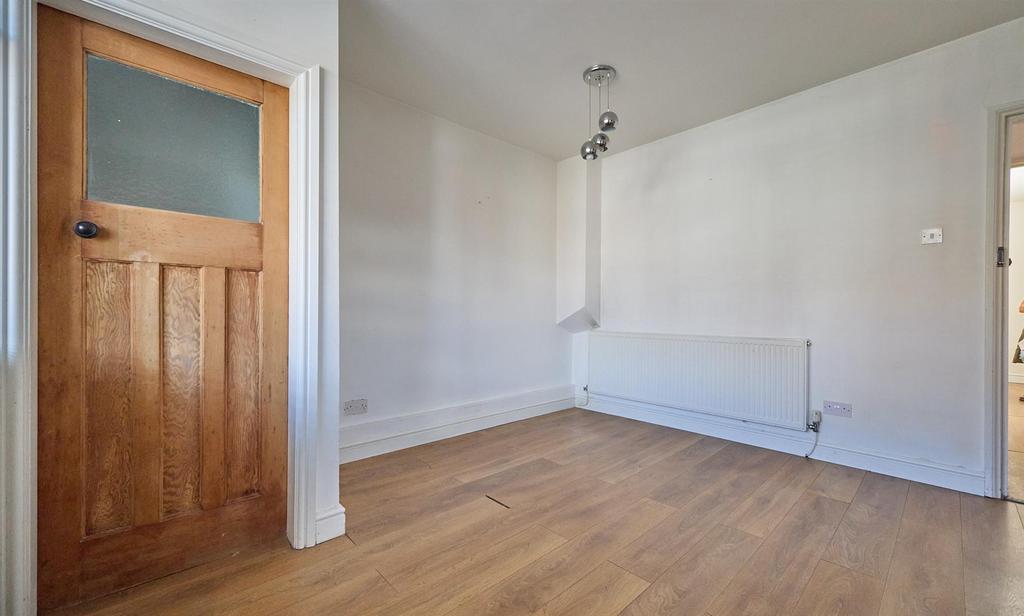 Dining/kitchen to front