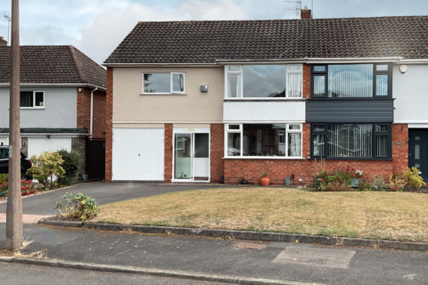 Pine Walk, Stourbridge DY9