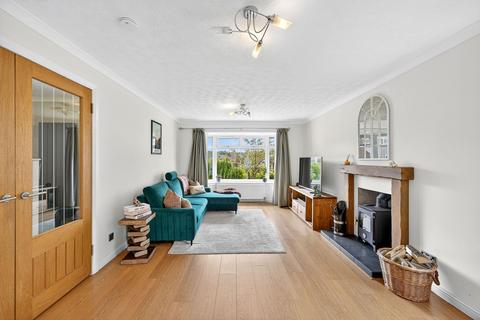 undefined, Clover Place, Bo'ness, EH51
