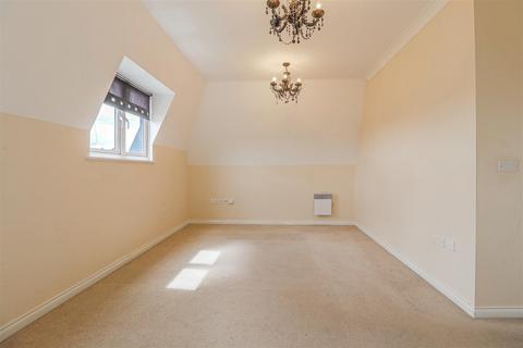2 bedroom apartment for sale, Clarence Lodge, Hoddesdon