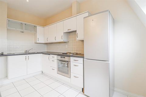 2 bedroom apartment for sale, Clarence Lodge, Hoddesdon