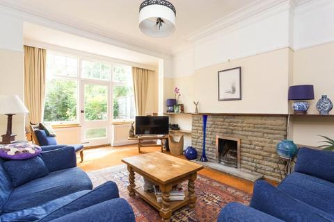 undefined, Lyndhurst Avenue, Mill Hill, NW7