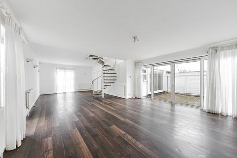 undefined, Quickswood, Primrose Hill, London NW3