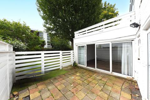 undefined, Quickswood, Primrose Hill, London NW3