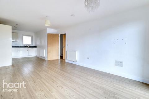 1 bedroom apartment for sale, Arc Court, Romford, RM7 0FH