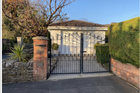 2 bedroom bungalow for sale, Heathcote, Gilwern, Abergavenny