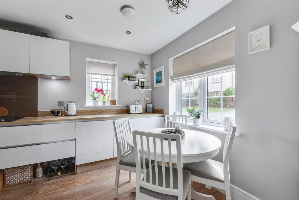 Kitchen Diner 1.jpeg