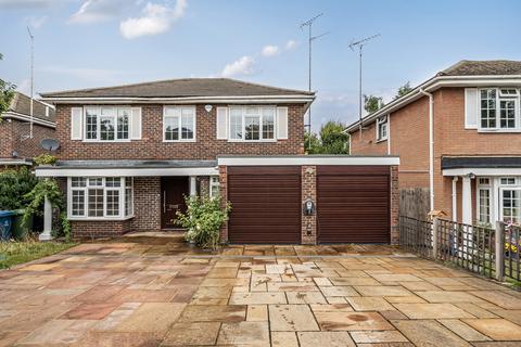 4 bedroom detached house for sale, Leavesden Road, Stanmore