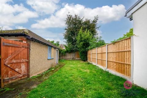 12 Vines Avenue, London, N3 2QD