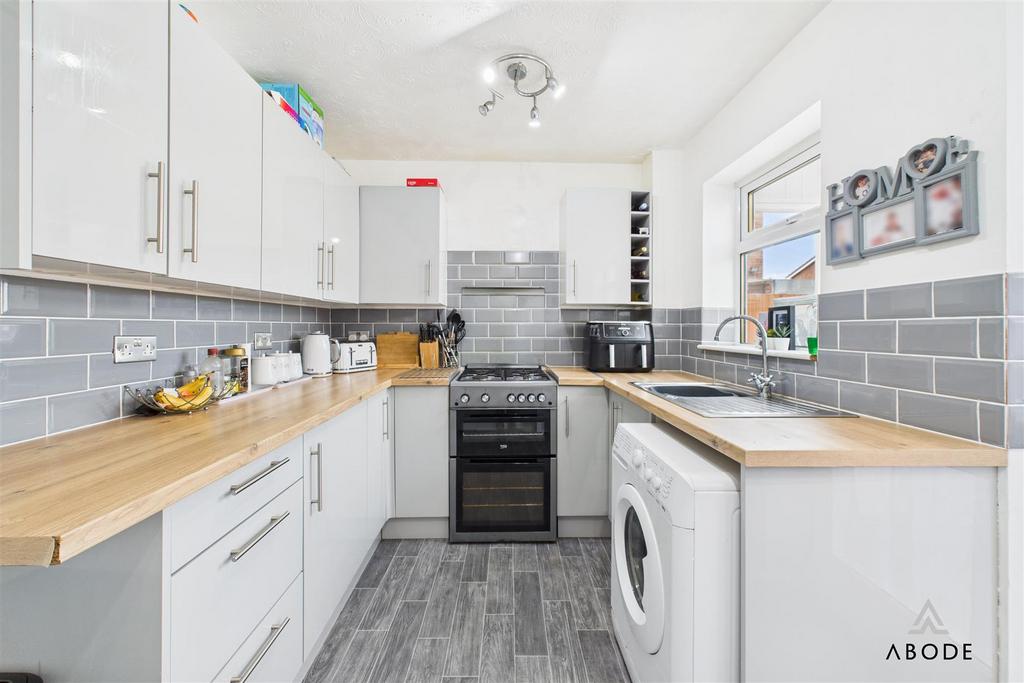 CAM01882 G0-PR0145-STILL007.jpg