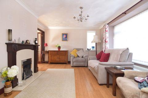 3 bedroom detached house for sale, Avon Road, King's Lynn PE30