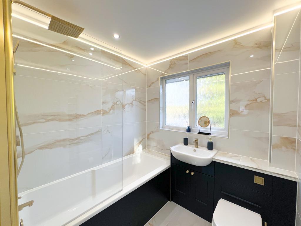 Bathroom1