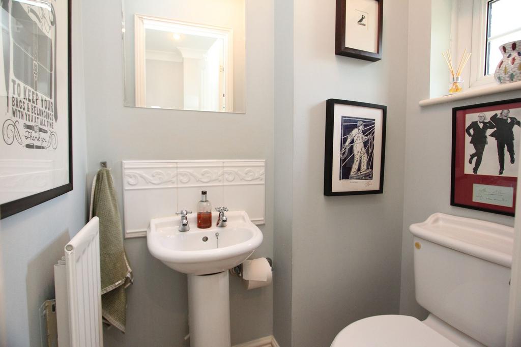 WC Cloakroom