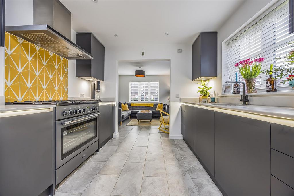 4 West Brook View, Emsworth-Portico Marketing-Sold B