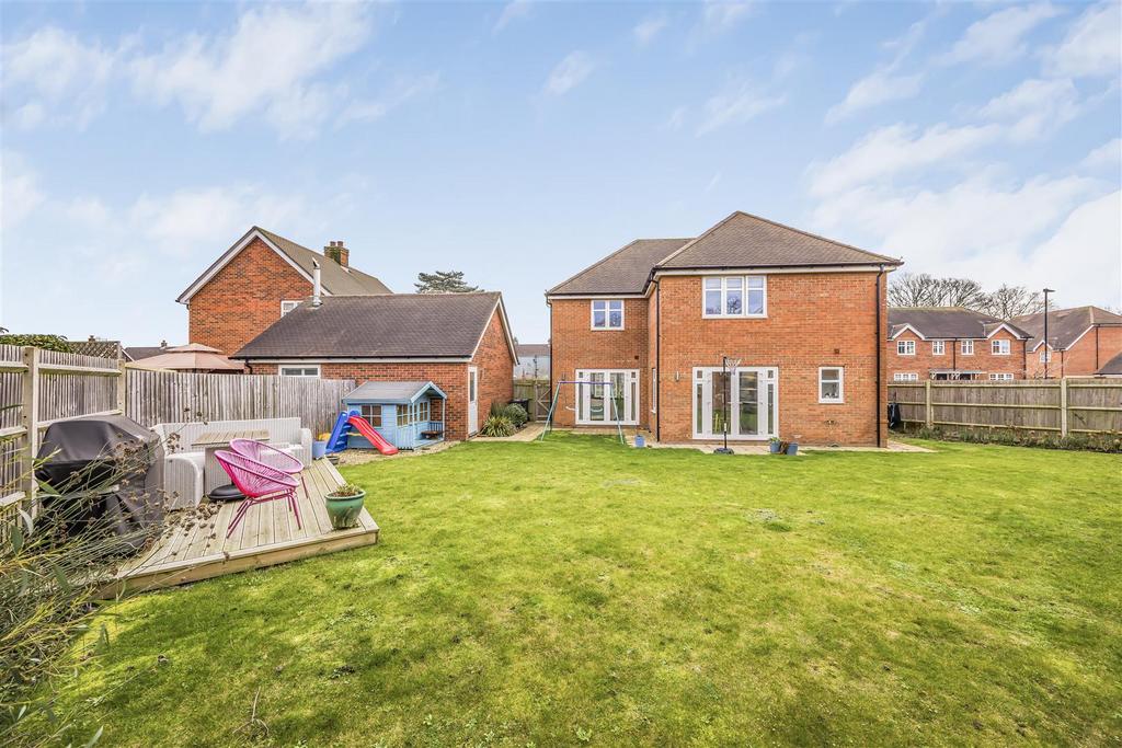 4 West Brook View, Emsworth-Portico Marketing-Sold B
