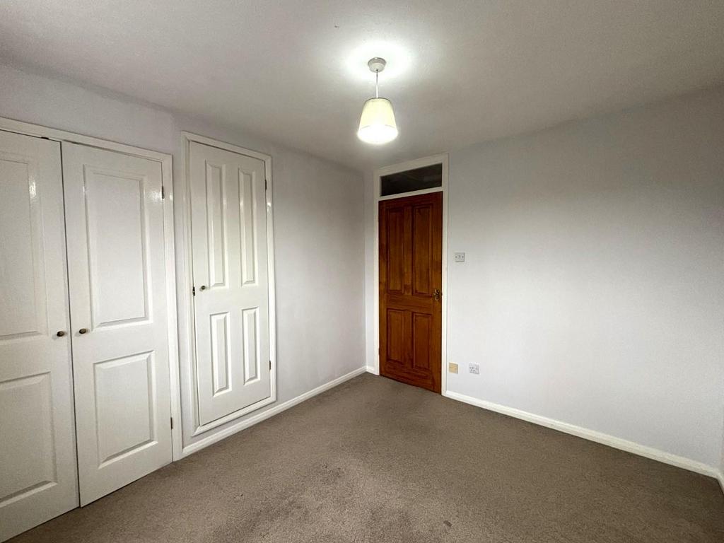 Bedroom 1 1.jpeg