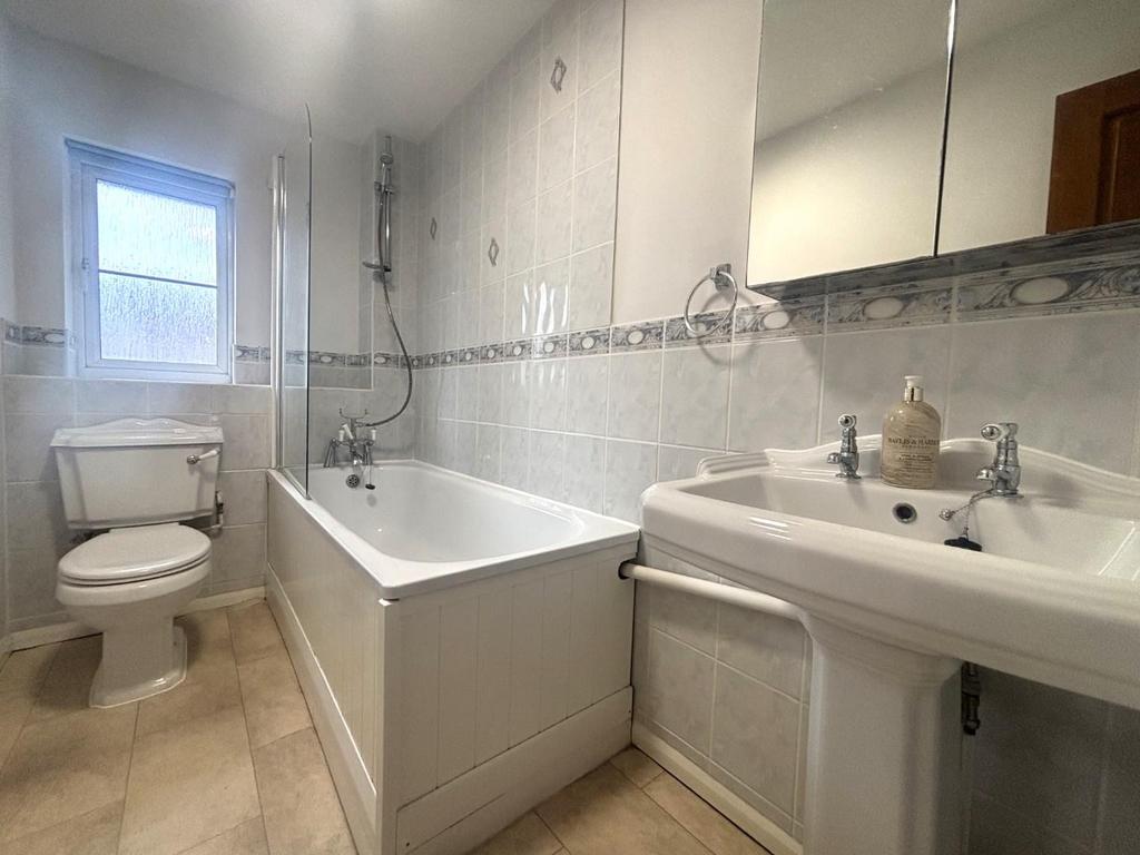 Bathroom.jpeg